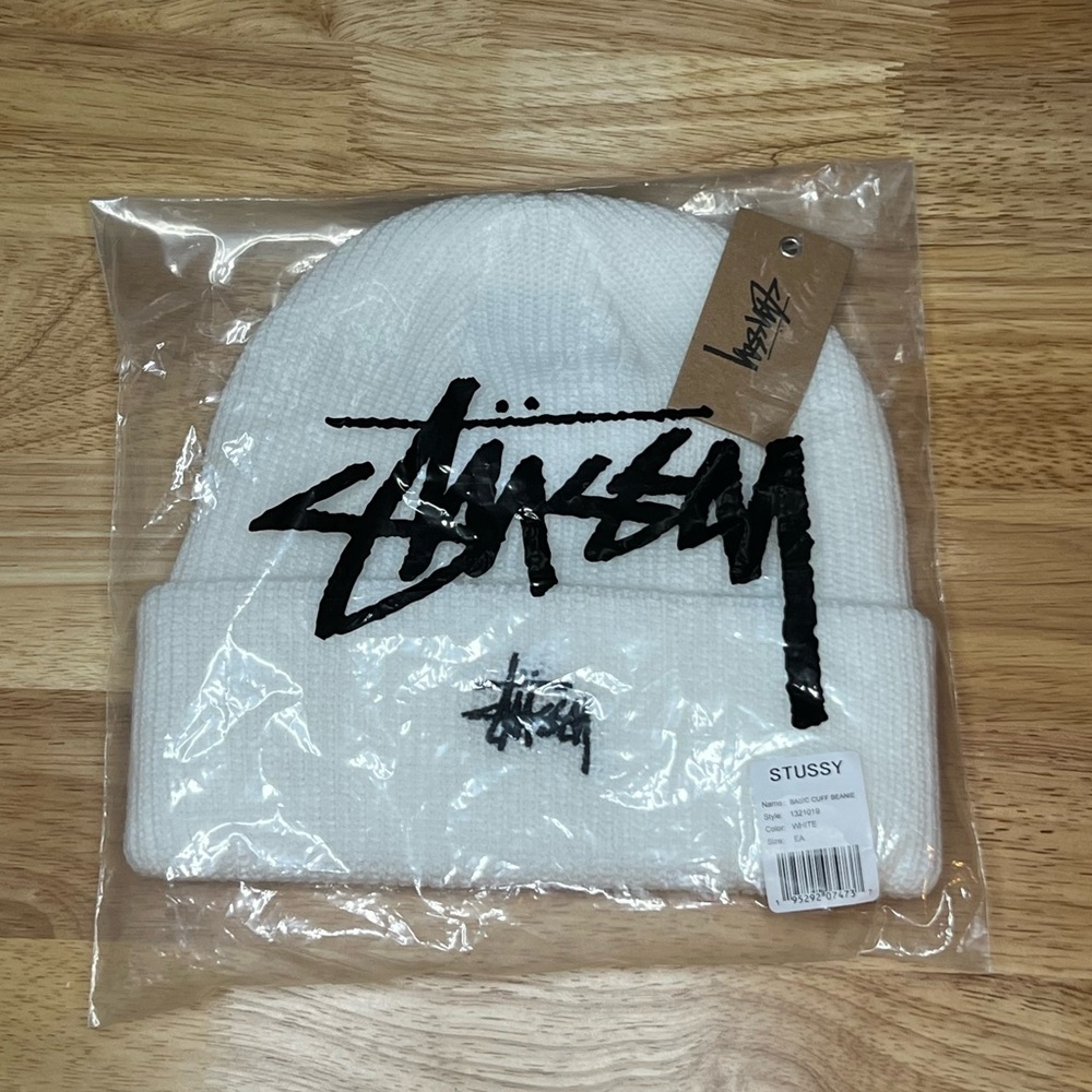 Stussy Basic Cuff‎ Beanie Hat White Classic Stock Logo Knit NWT One Size